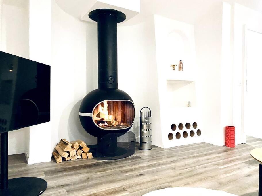 Unique Penthouse With Gallery And Mountain View カンデルシュテッグ エクステリア 写真