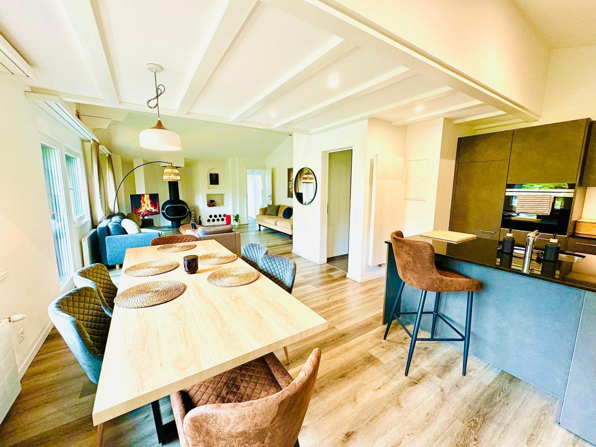 Unique Penthouse With Gallery And Mountain View カンデルシュテッグ エクステリア 写真