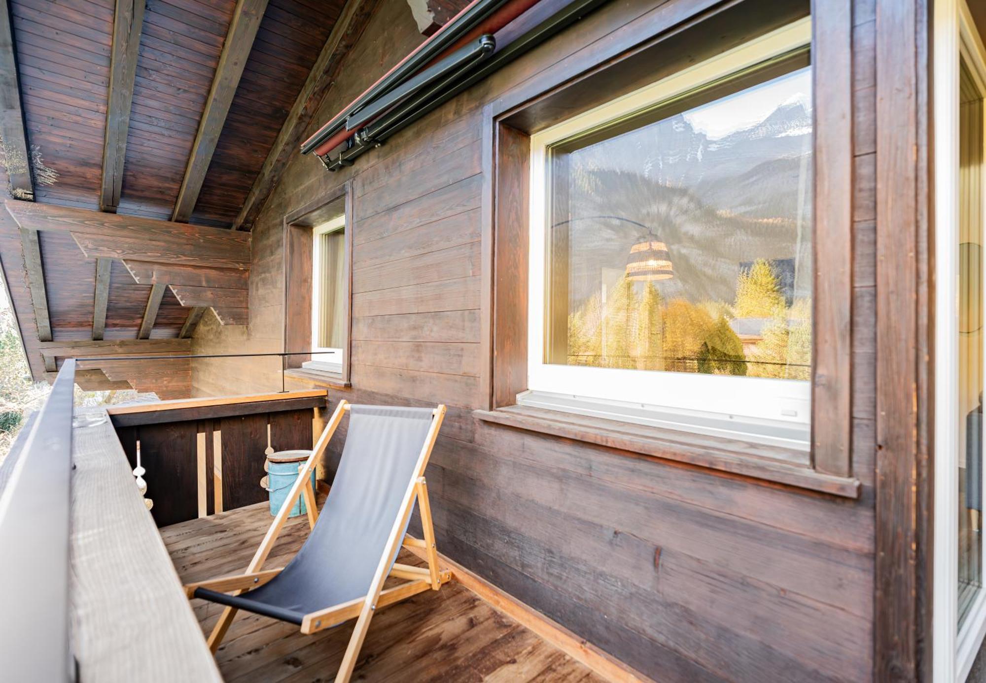Unique Penthouse With Gallery And Mountain View カンデルシュテッグ エクステリア 写真