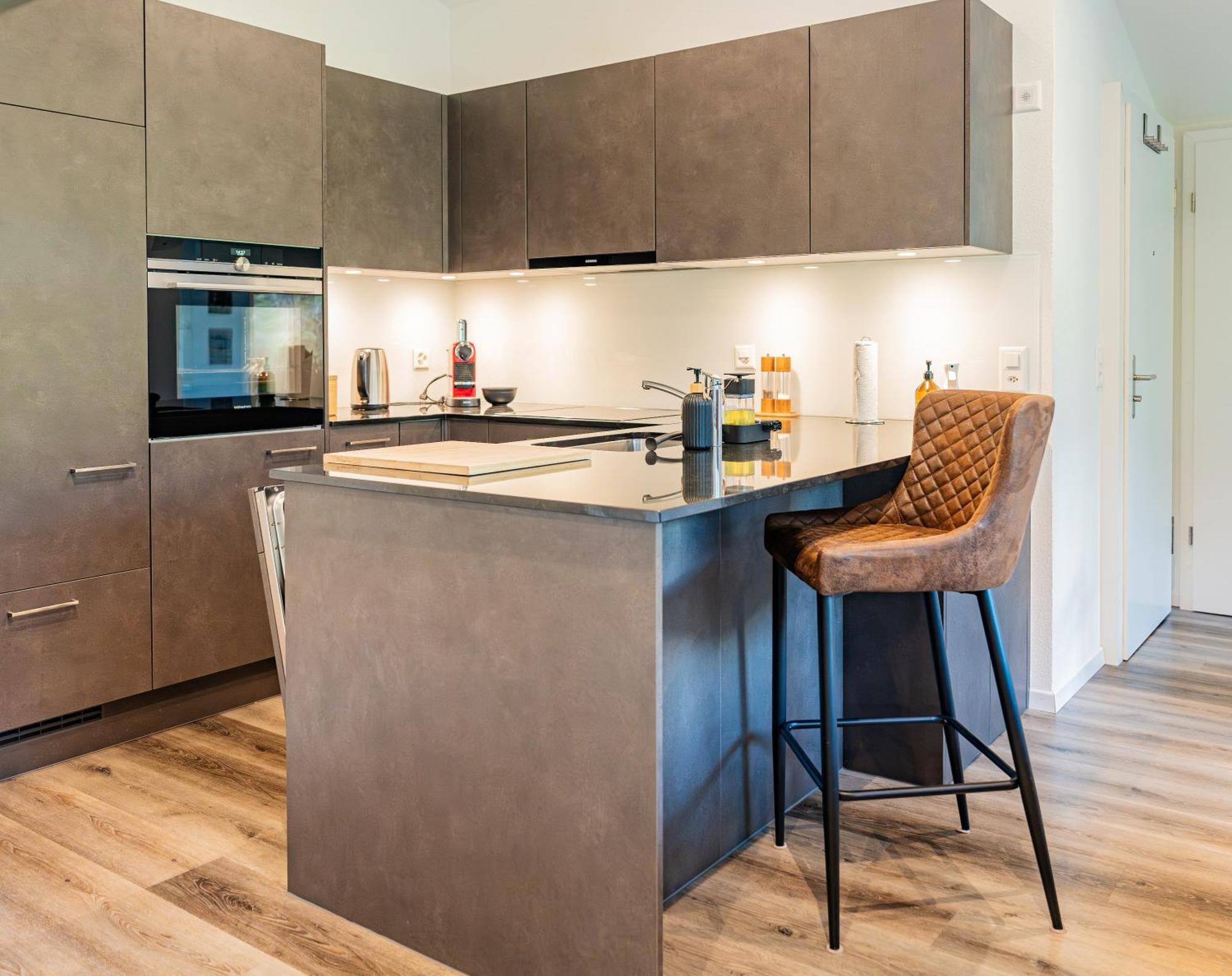 Unique Penthouse With Gallery And Mountain View カンデルシュテッグ エクステリア 写真